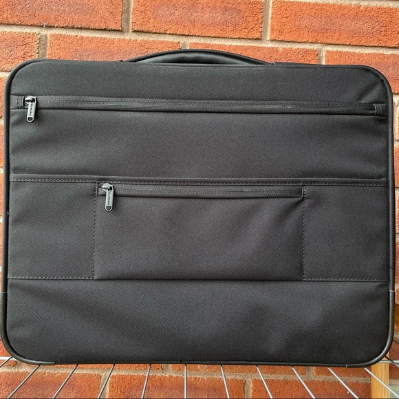 Delsey Black Laptop Office Messenger Bag with Pockets - Picture 2 of 16